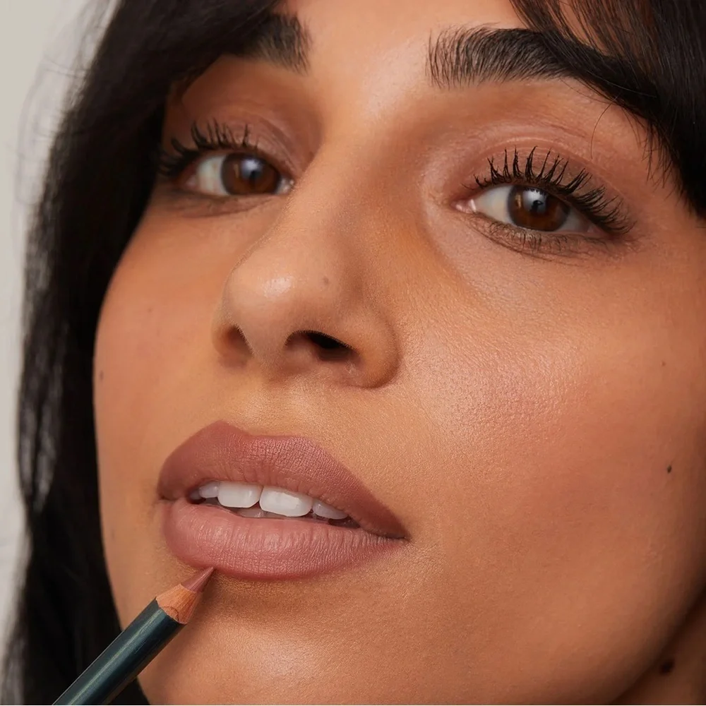 NWT SOSHE Soft Glide Lip Liner